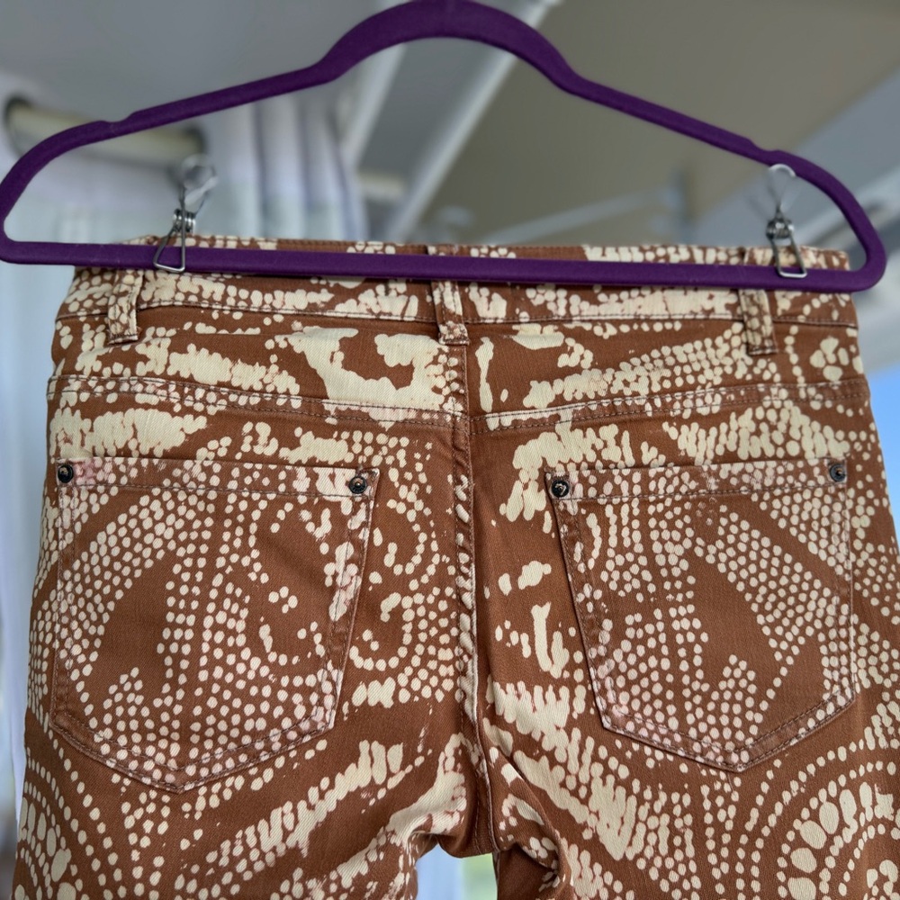 Free People BOHO Festival Batik Flare Leg Pants -Geometric Native Tribal Design - Picture 8 of 9
